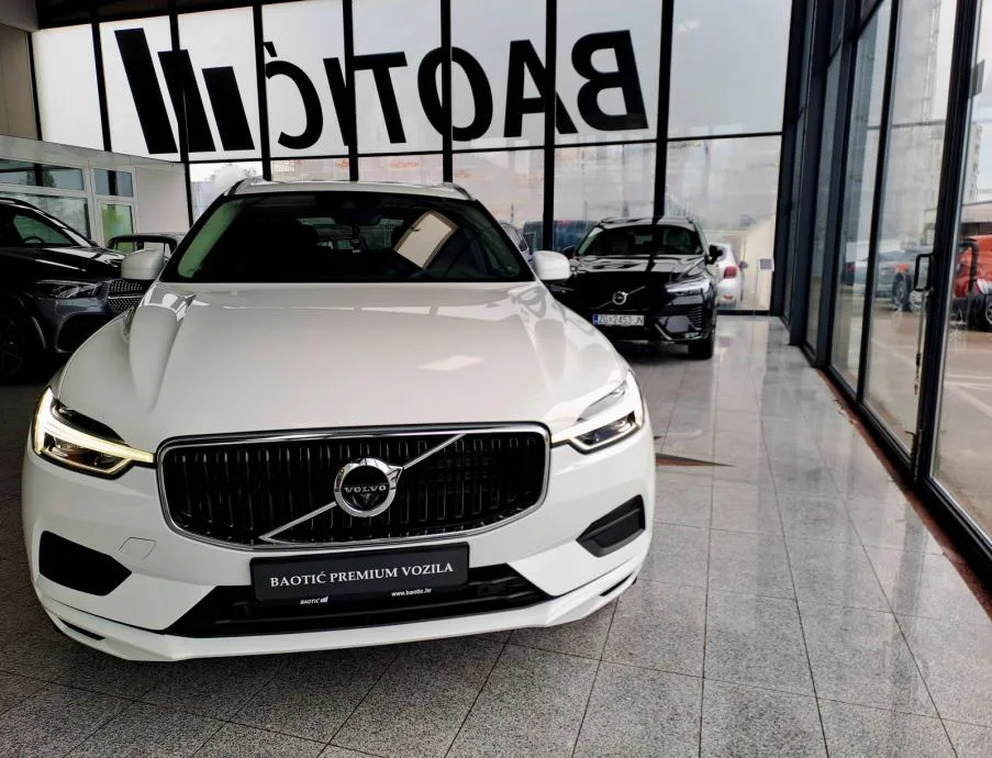 Volvo Xc60 2018 – fotografija 2