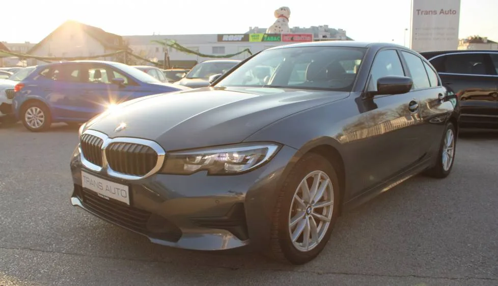 BMW Serija 3 2021 – fotografija 1