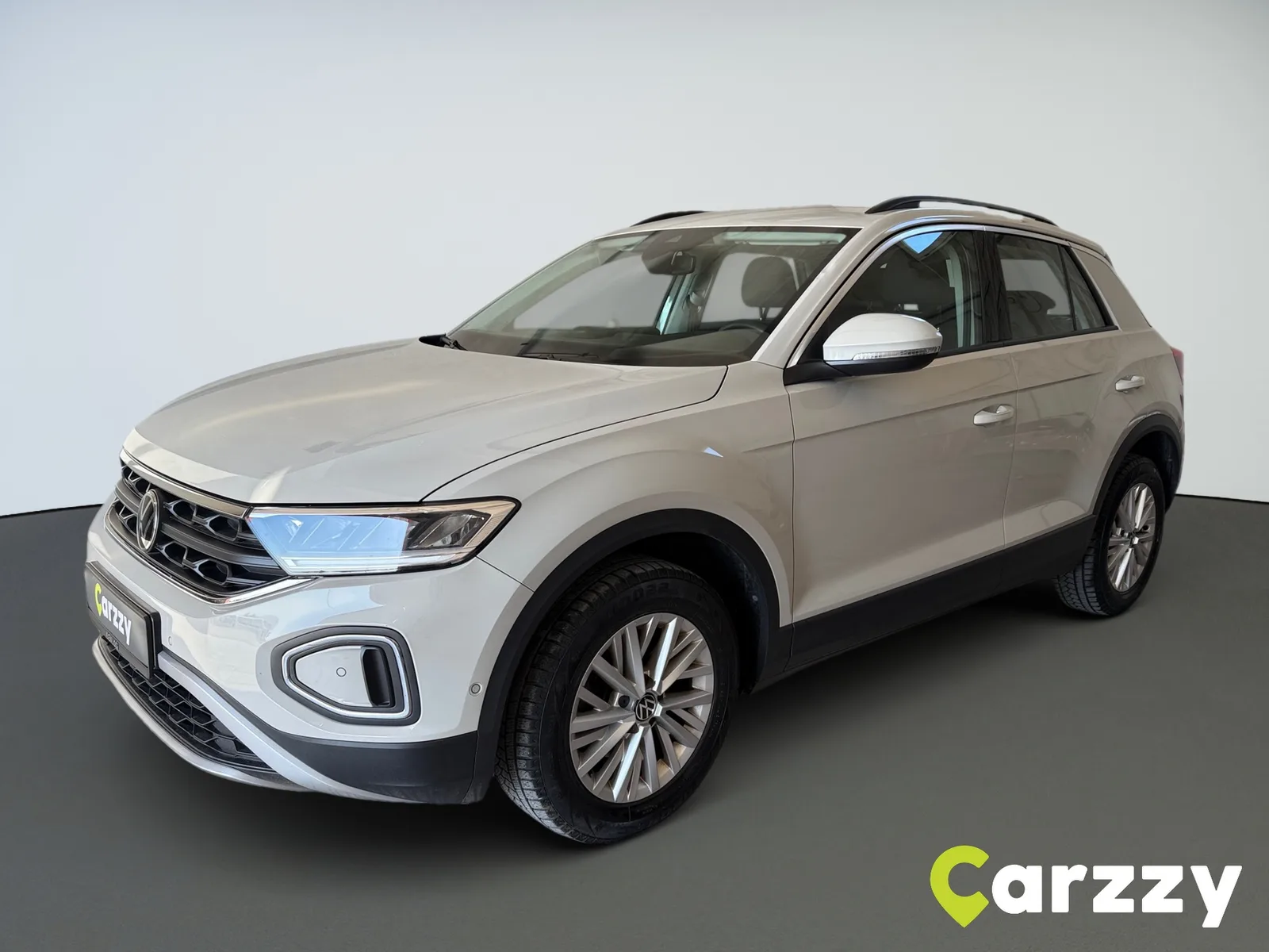 Volkswagen T-Roc 2023: fotografija 1