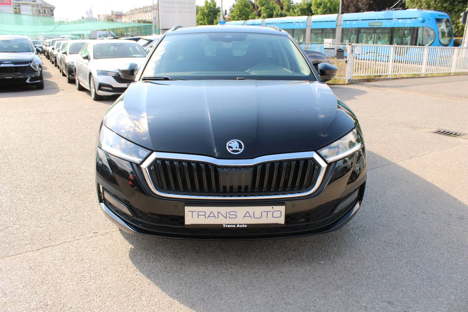 Škoda Octavia Combi 2023 – fotografija 2