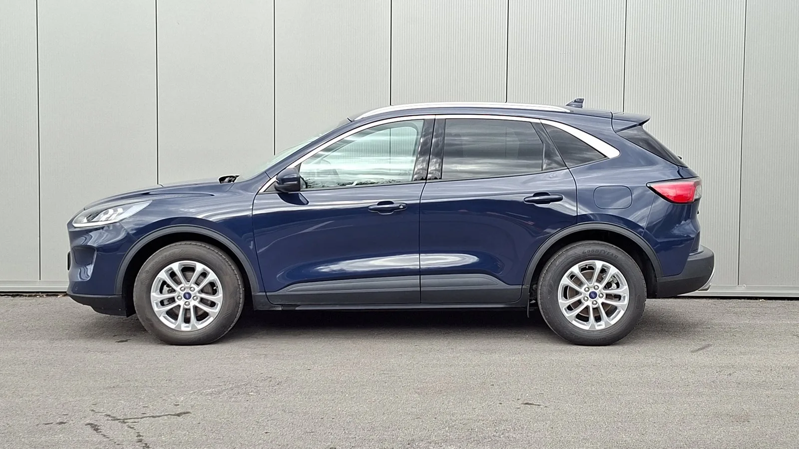 Ford Kuga 2022 – fotografija 2