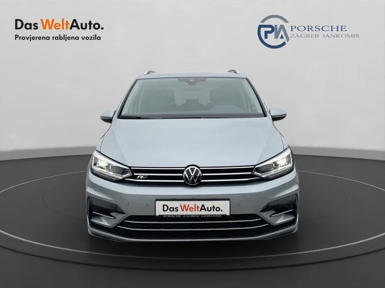 Volkswagen Touran 2026: fotografija 2