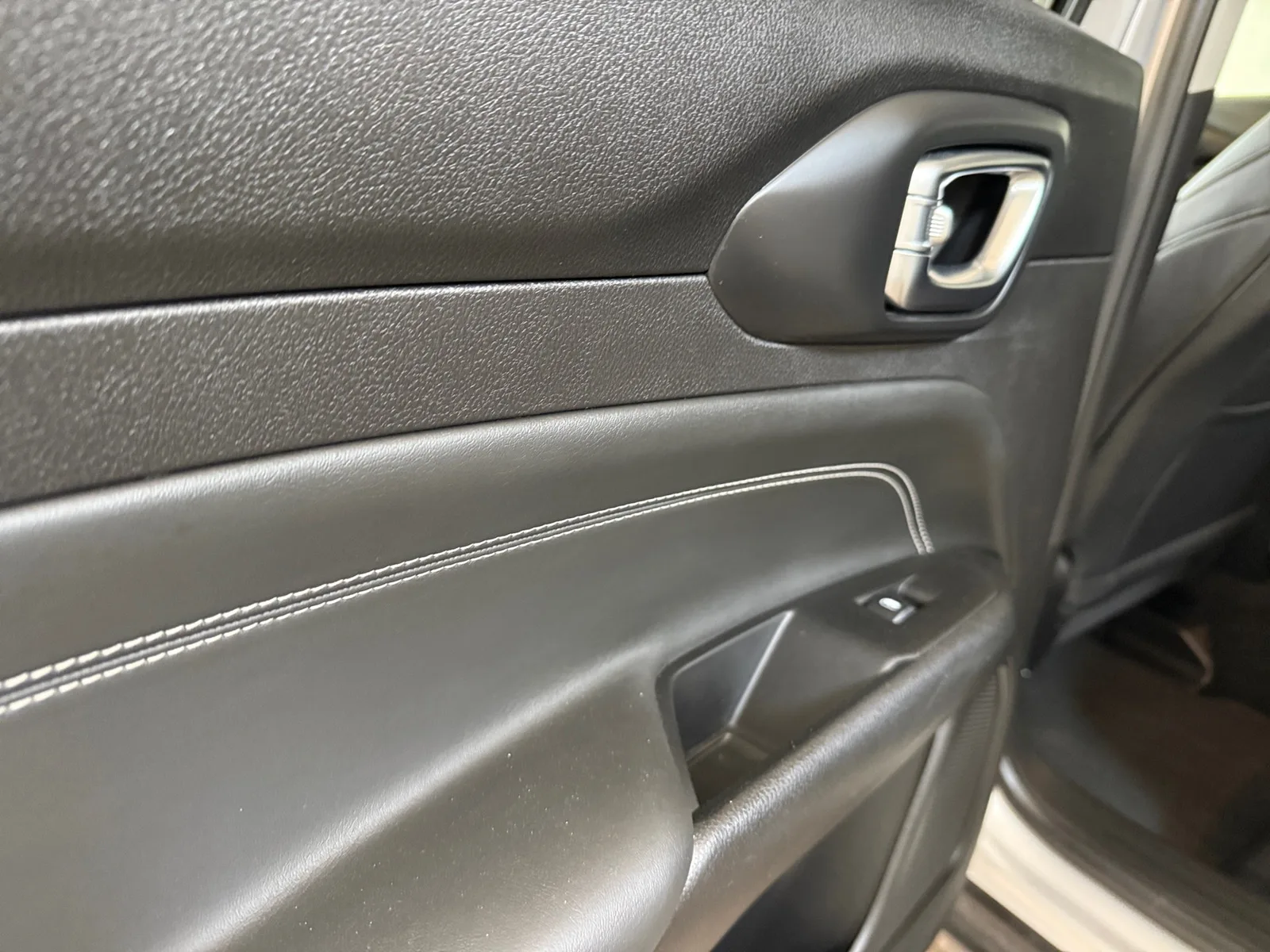 Jeep Compass 2023 – fotografija 38