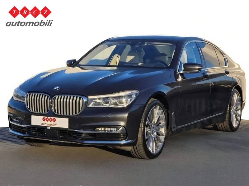 BMW Serija 7 2015: fotografija 1
