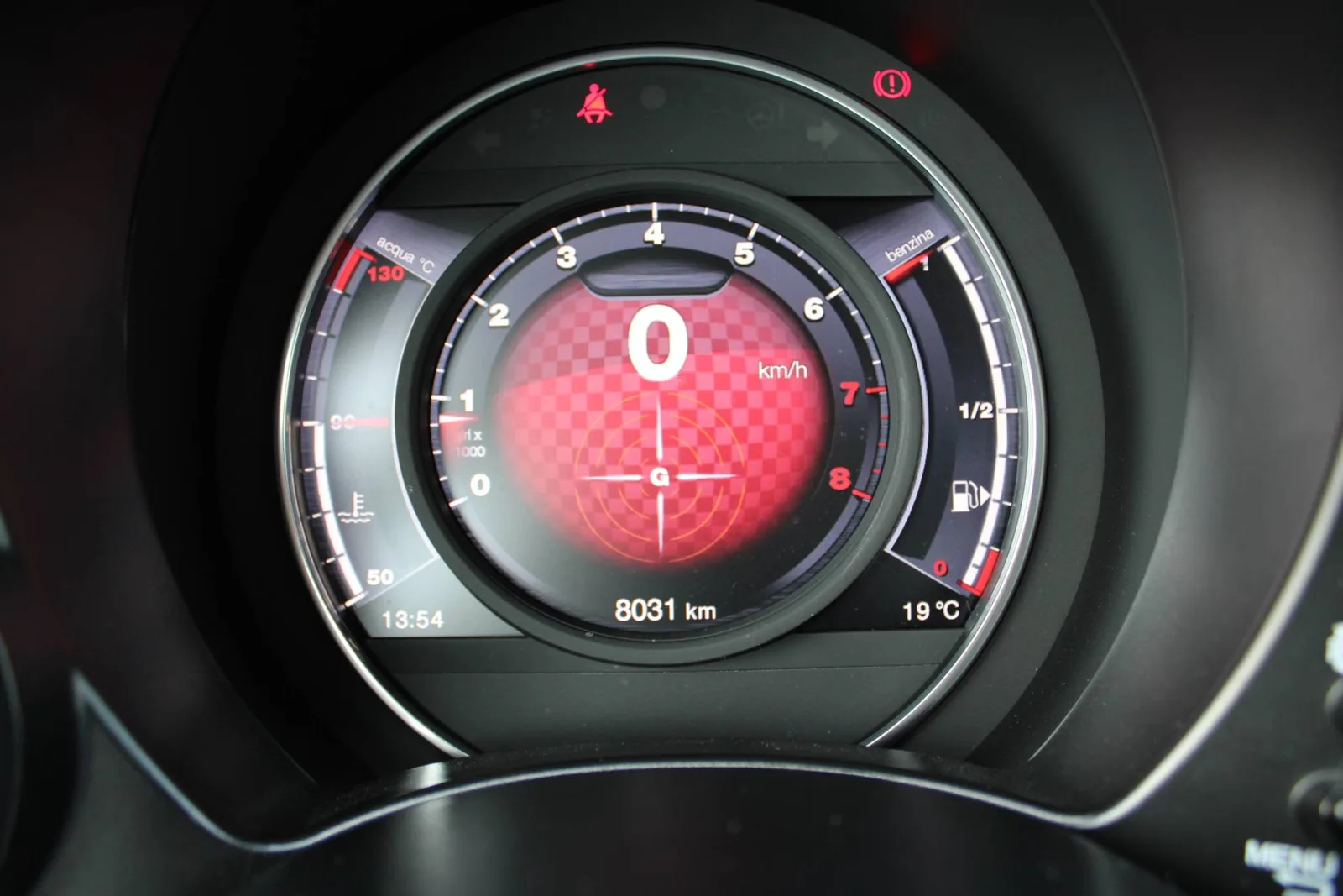Abarth 695 2023: fotografija 19