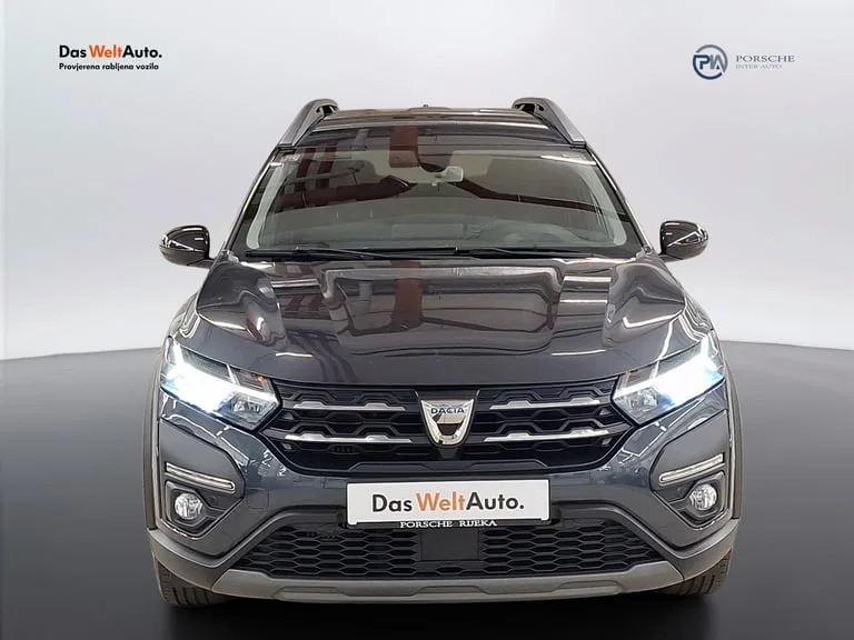Dacia Jogger 2023: fotografija 2
