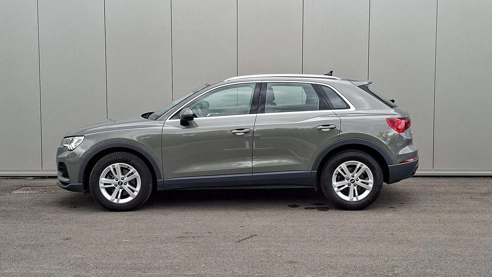 Audi Q3 2022 – fotografija 2