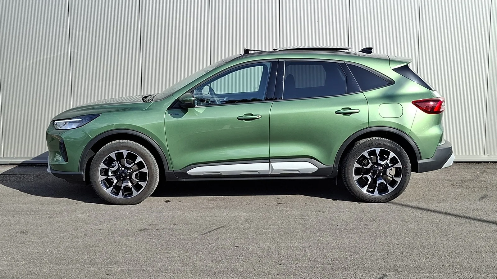 Ford Kuga 2025 – fotografija 2