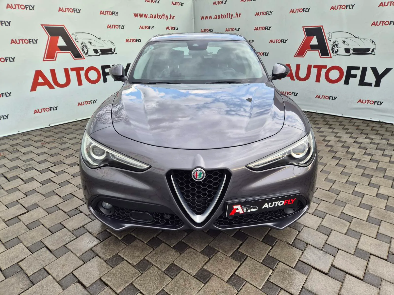 Alfa Romeo Stelvio 2017 – fotografija 2