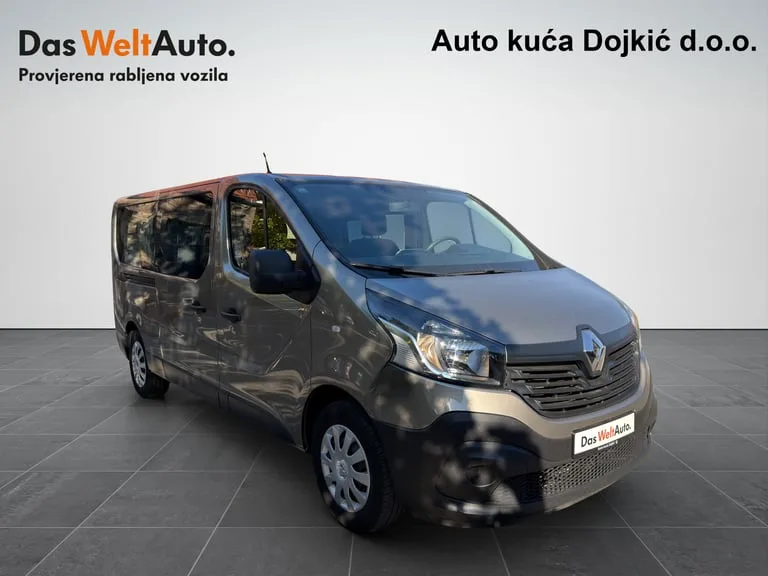 Renault Trafic 2019: fotografija 2
