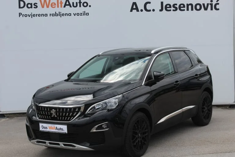 Peugeot 3008 2017: fotografija 1