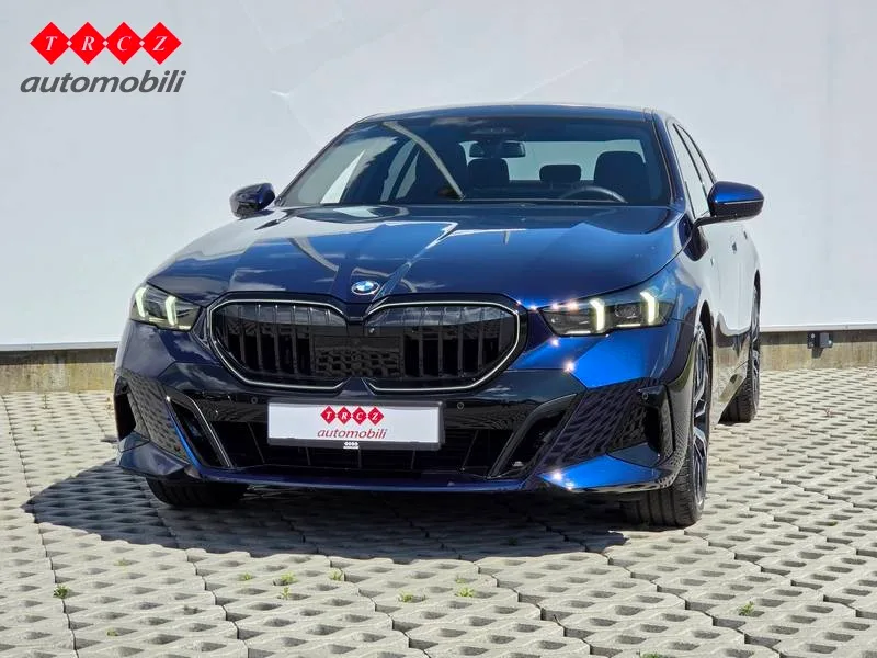 BMW Serija 5 2024 – fotografija 2