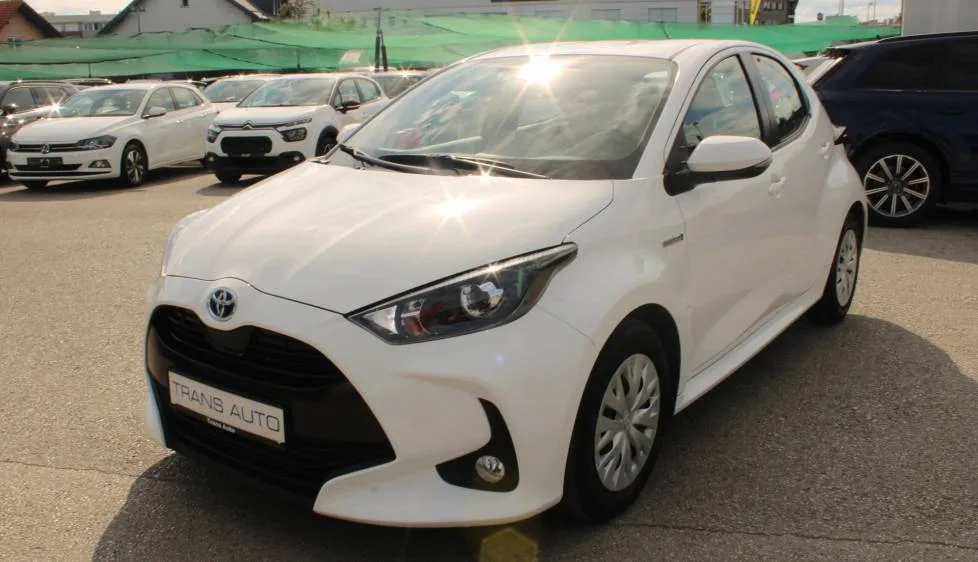Toyota Yaris 2021 – fotografija 1