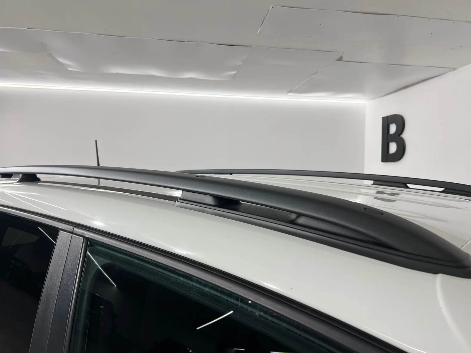 Jeep Renegade 2021: fotografija 22