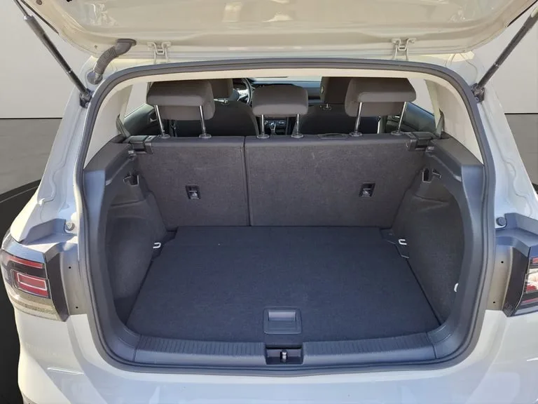 Volkswagen T-Cross 2023: fotografija 19