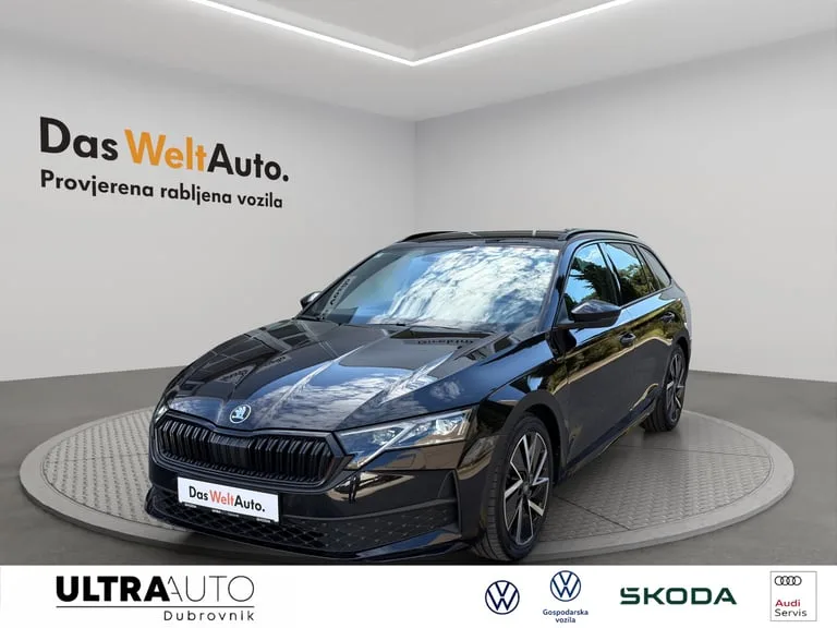 Škoda Octavia Combi 2026: fotografija 1