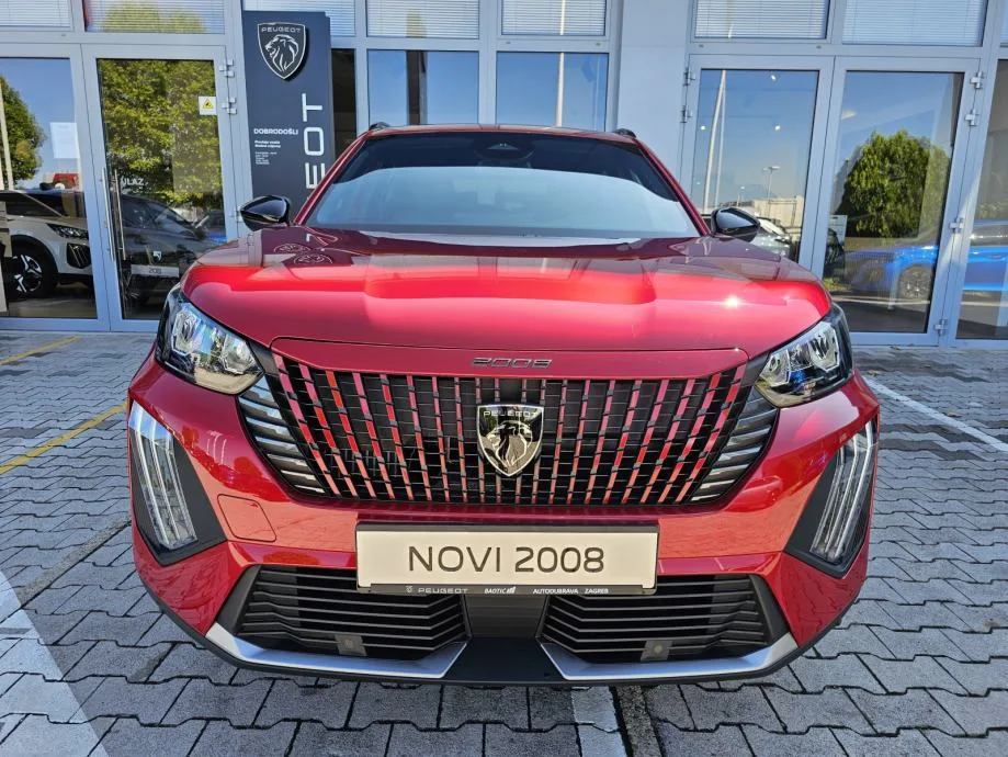 Peugeot 2008 2025: fotografija 2