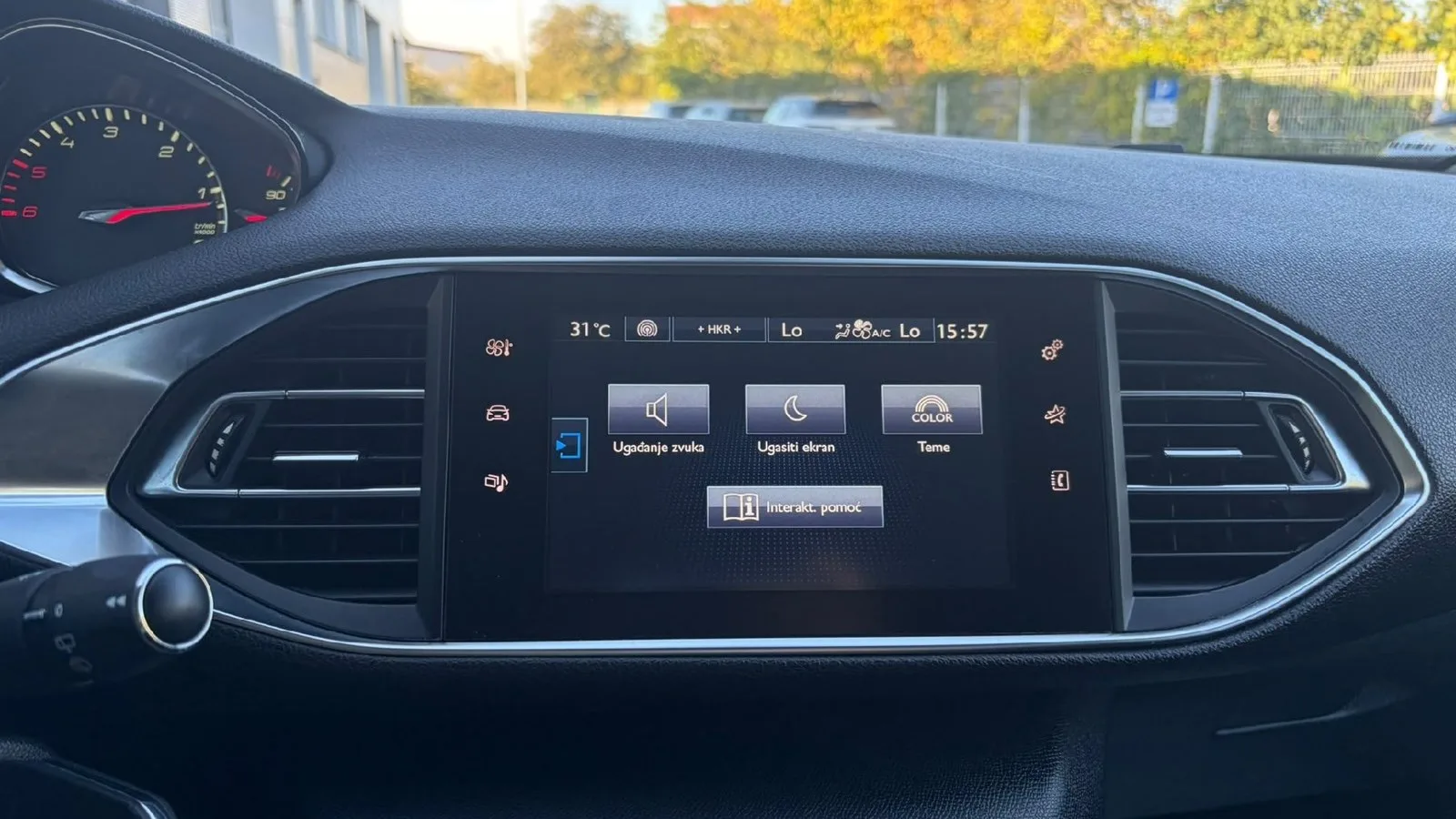 Peugeot 308 2014 – fotografija 22