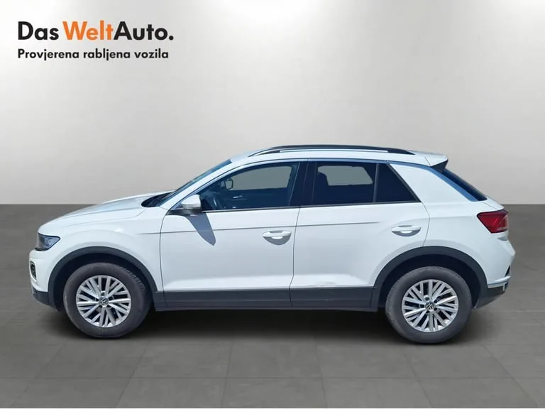 Volkswagen T-Roc 2021: fotografija 2