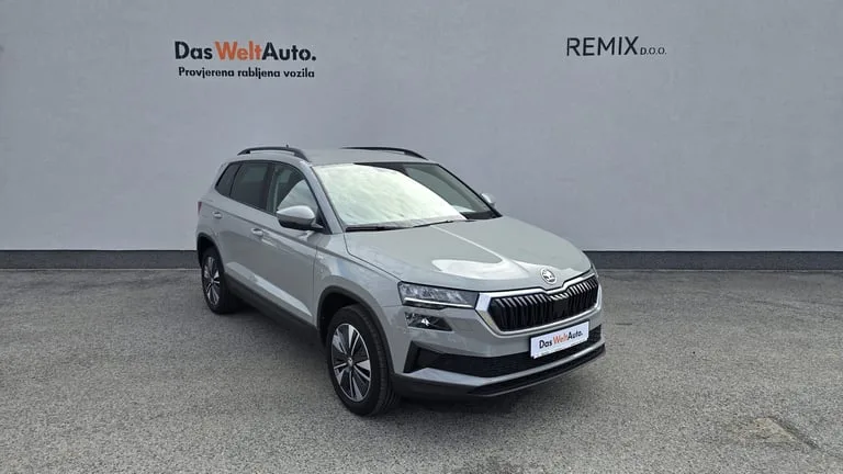 Škoda Karoq 2023: fotografija 2