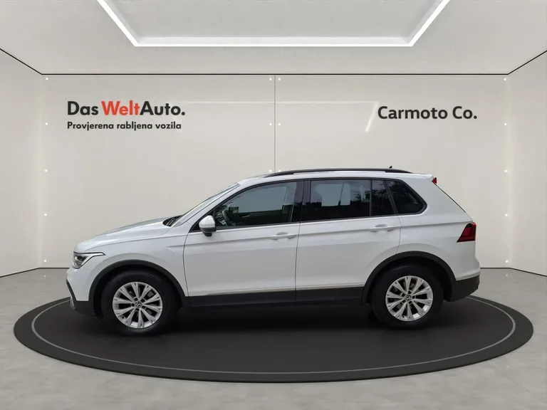 Volkswagen Tiguan II 2022: fotografija 2