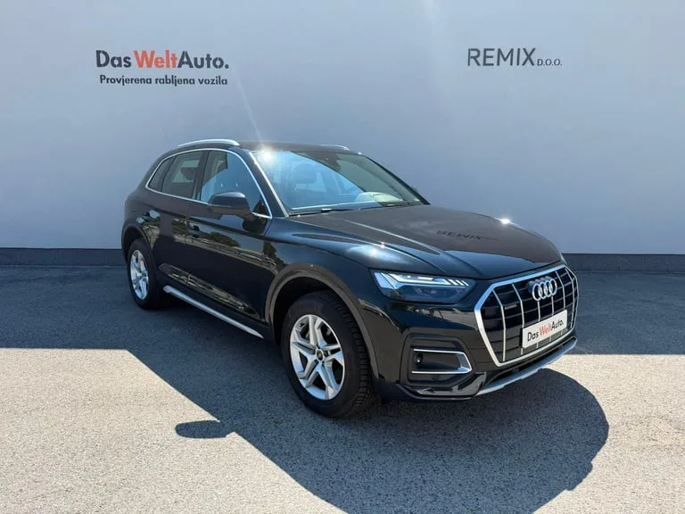 Audi Q5 2021: fotografija 2