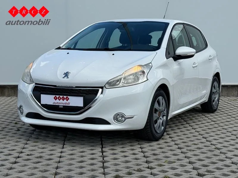 Peugeot 208 2014: fotografija 1