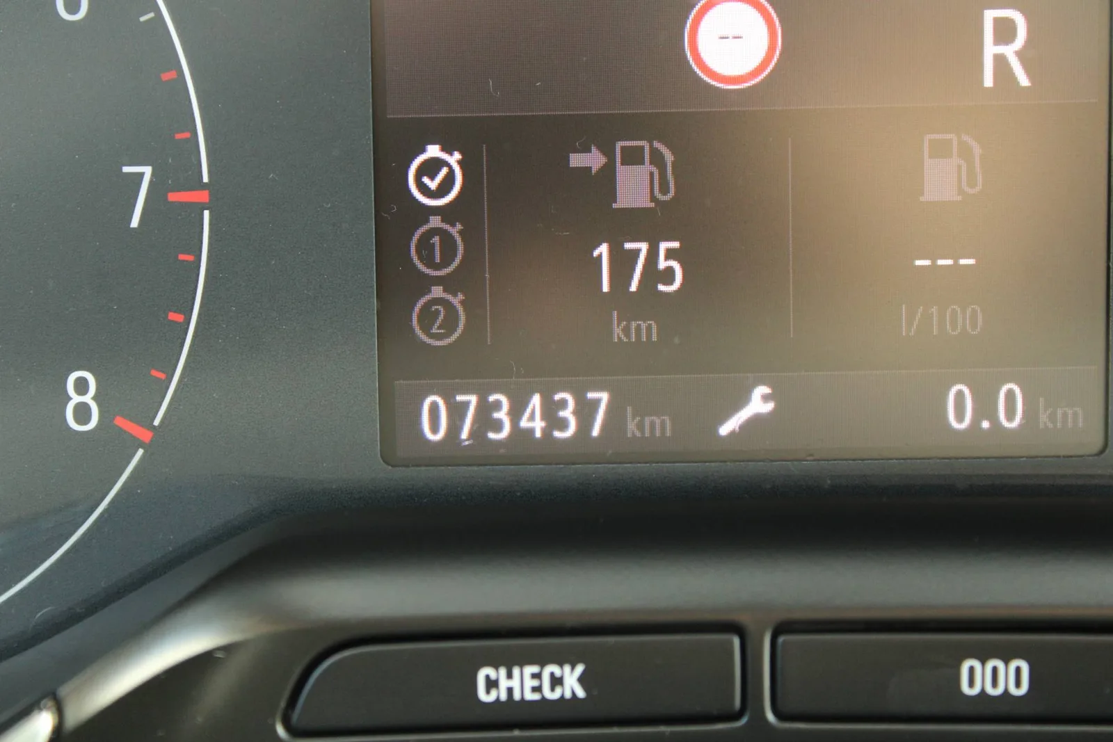 Opel Crossland X 2024: fotografija 22
