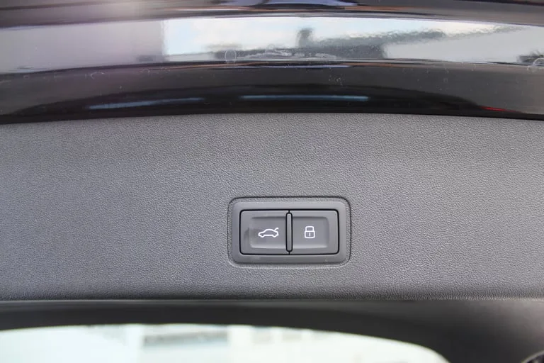 Audi Q3 2026: fotografija 17
