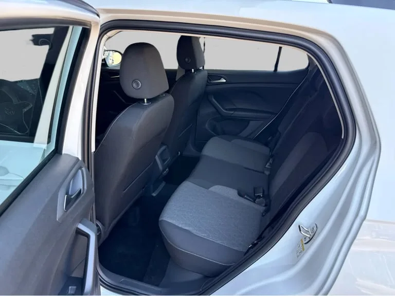 Volkswagen T-Cross 2026: fotografija 12