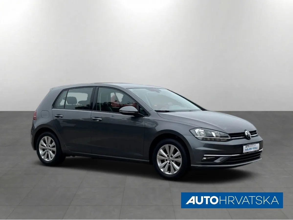 Volkswagen Golf VII 2019: fotografija 2