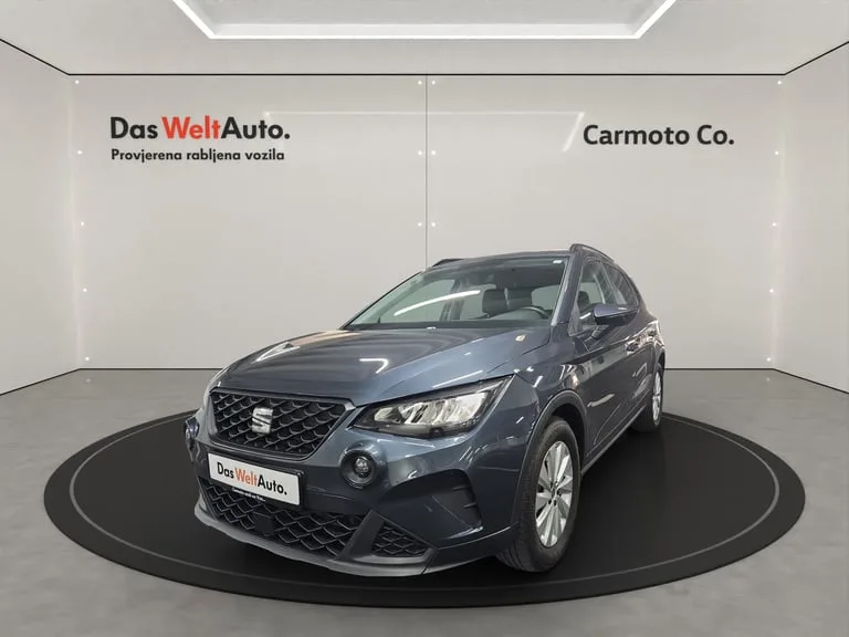 Seat Arona 2024: fotografija 1
