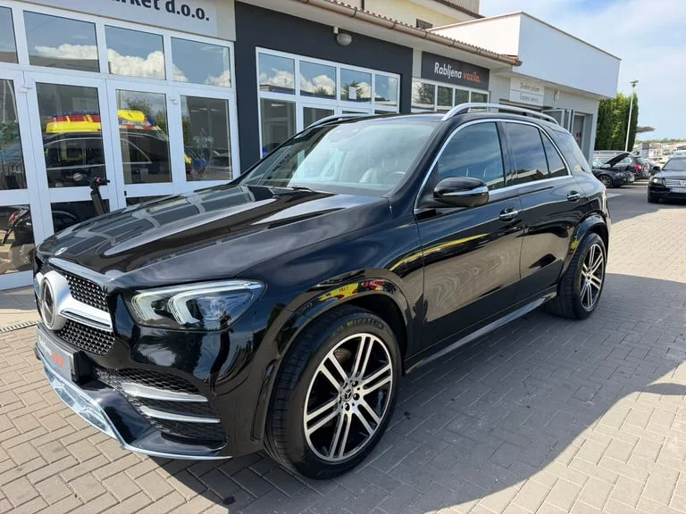Mercedes-Benz GLE 2021: fotografija 1