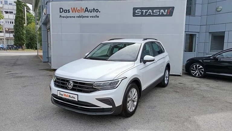 Volkswagen Tiguan II 2022: fotografija 1