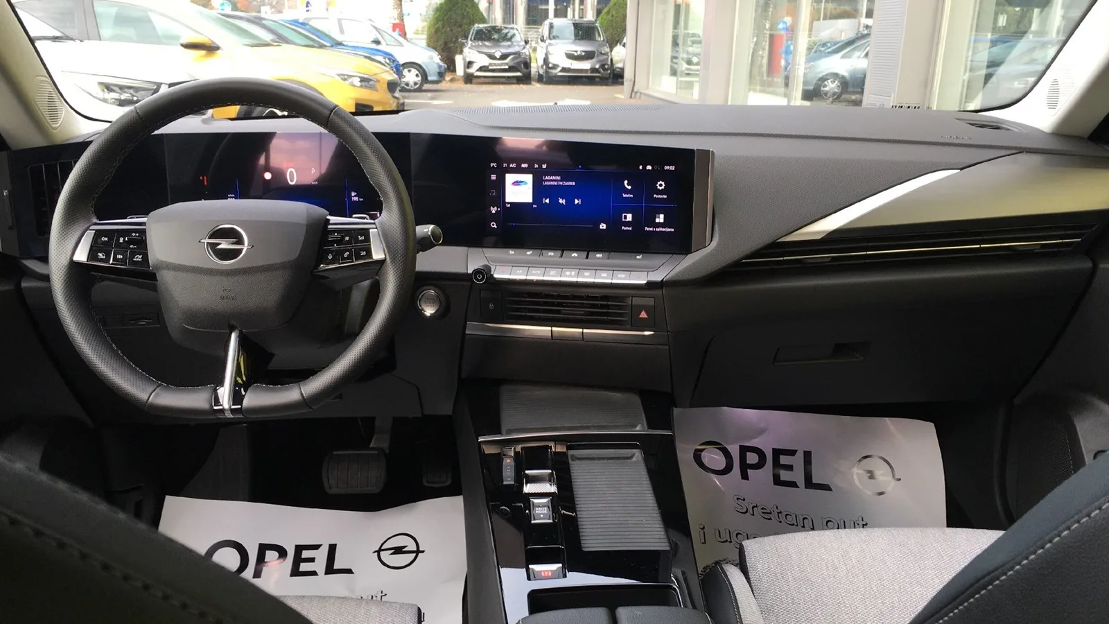 Opel Astra 2023 – fotografija 16