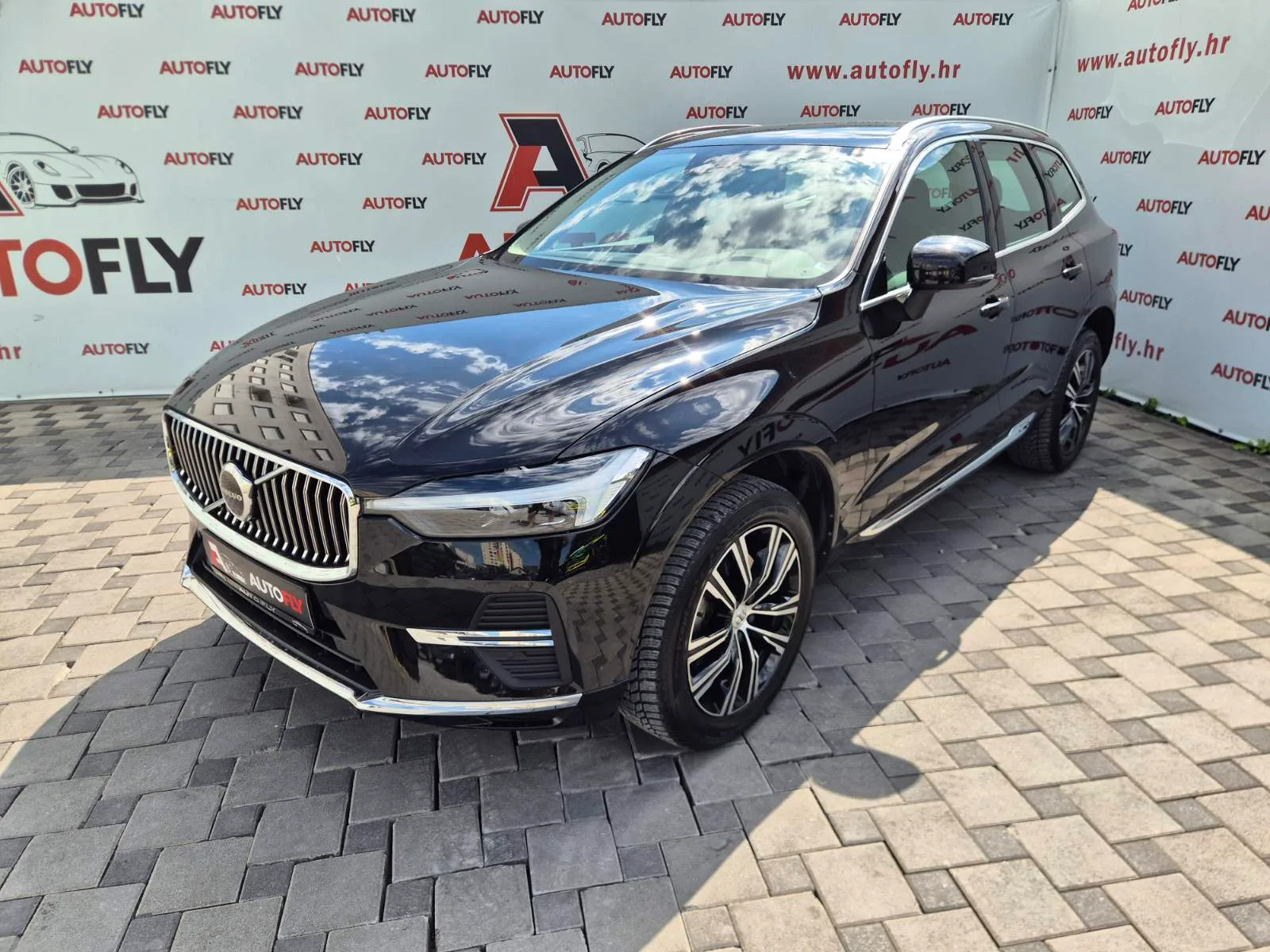 Volvo Xc60 2022 – fotografija 1