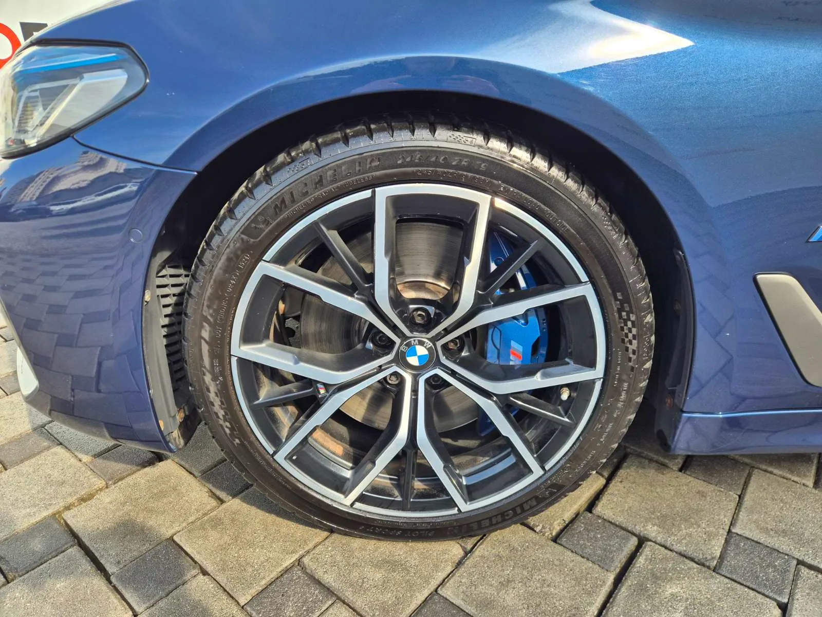 BMW Serija 5 2020 – fotografija 30