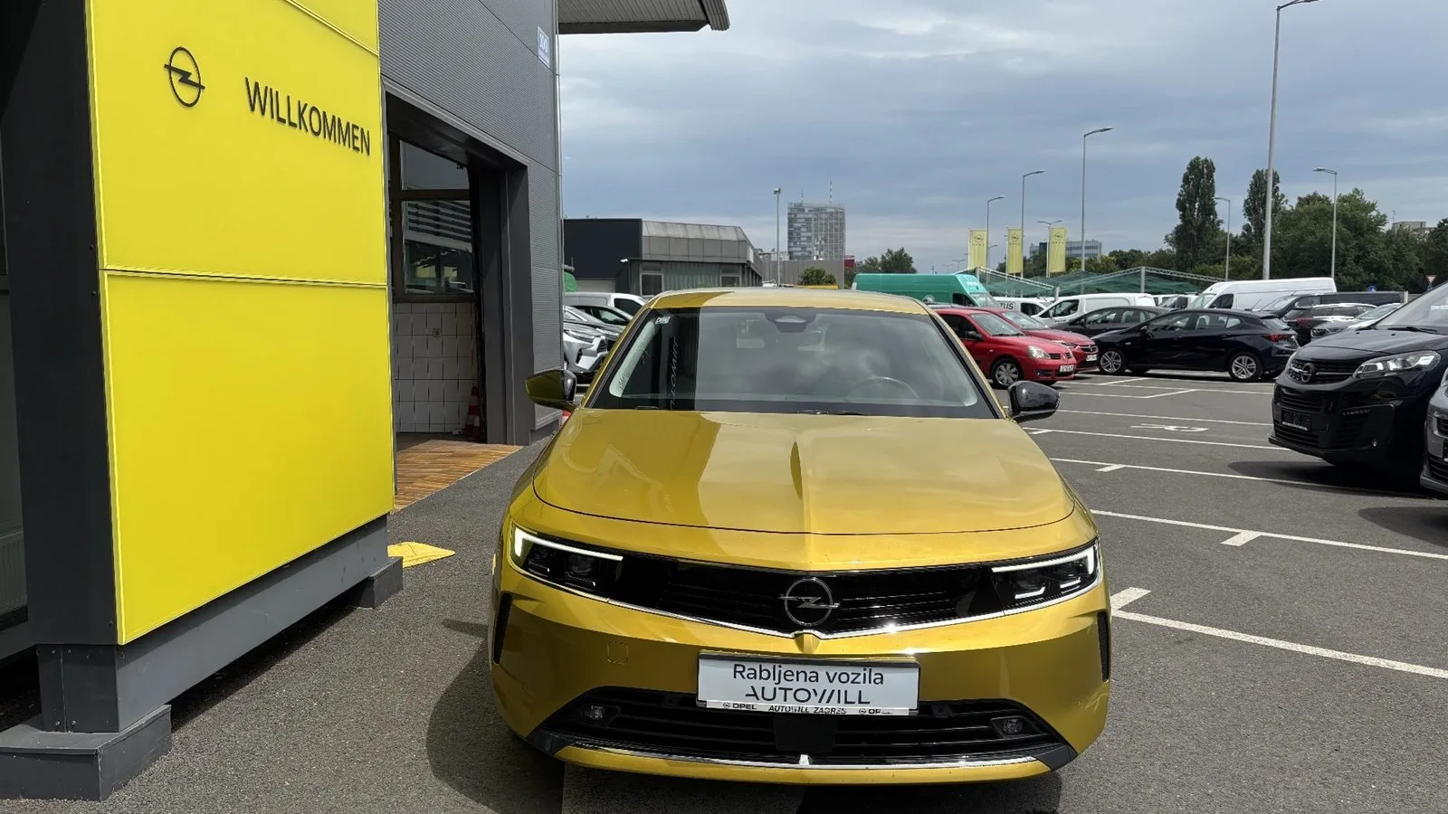 Opel Astra Business 2023 – fotografija 2
