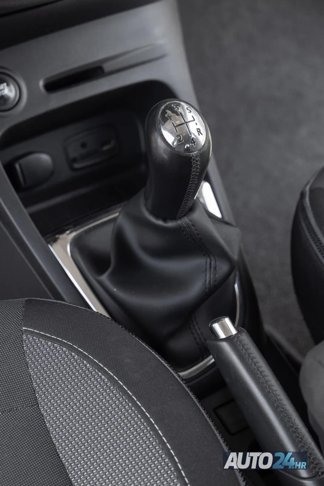 Renault Captur 2015 – fotografija 22
