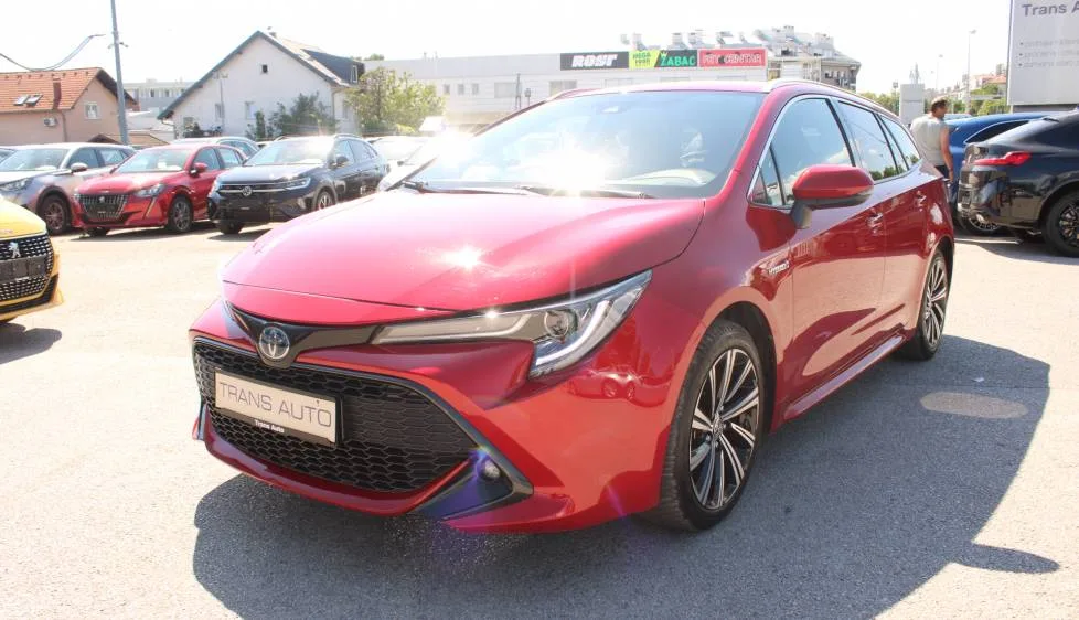 Toyota Corolla Wagon 2021 – fotografija 1