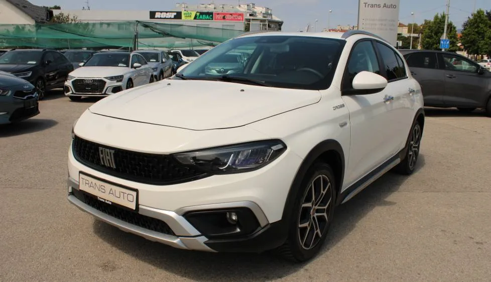 Fiat Tipo 2024 – fotografija 1