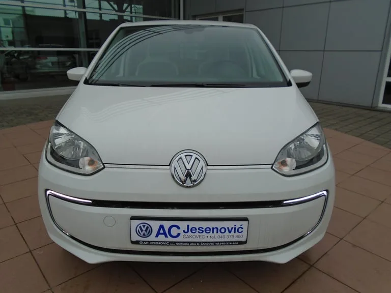 Volkswagen Up! 2017: fotografija 2