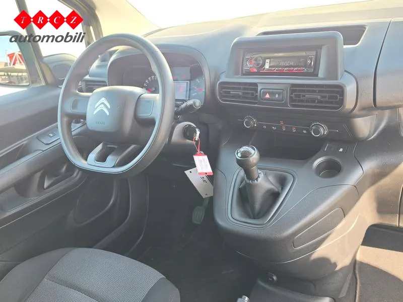 Citroen Berlingo 2021: fotografija 8