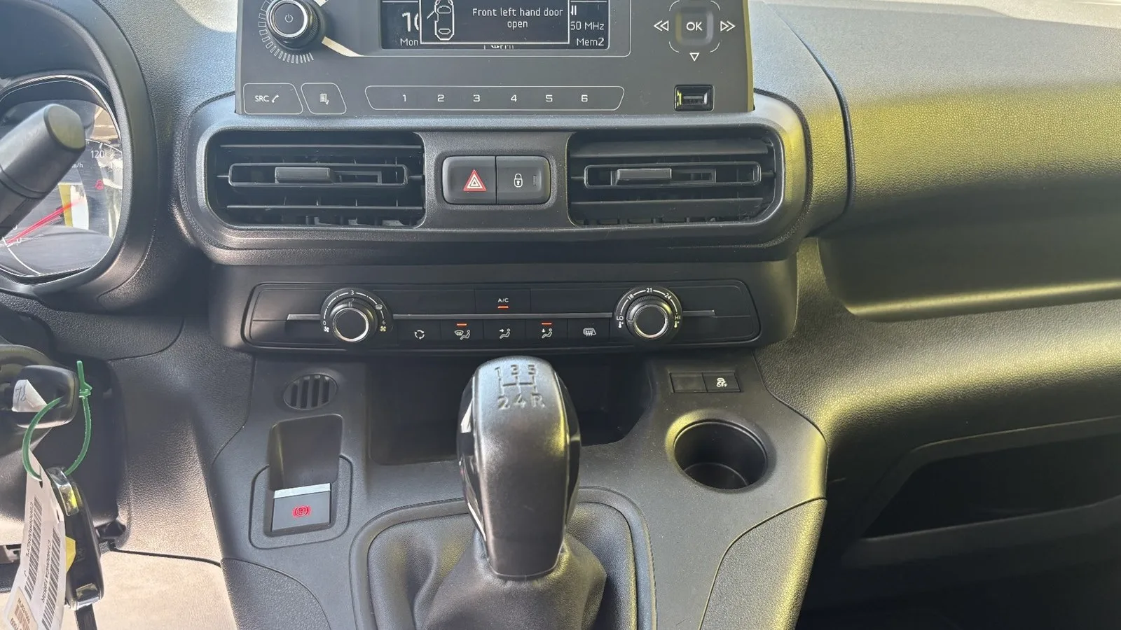 Opel Combo Van 2021 – fotografija 12