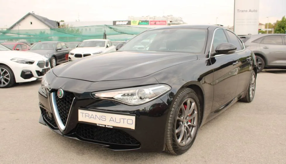 Alfa Romeo Giulia 2020 – fotografija 1
