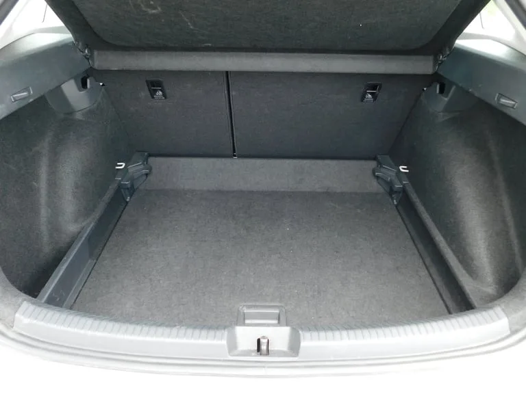 Volkswagen Taigo 2023: fotografija 13