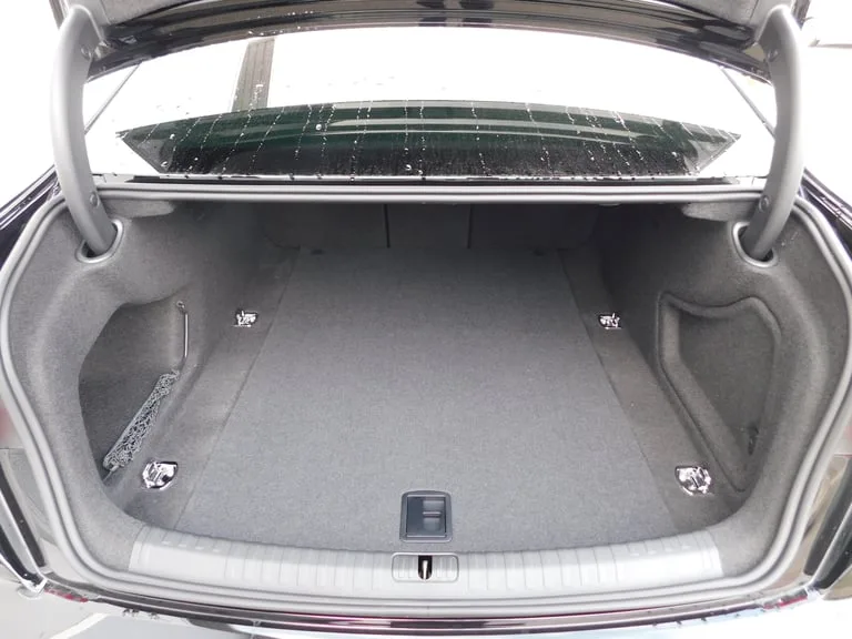 Audi A6 2024: fotografija 18