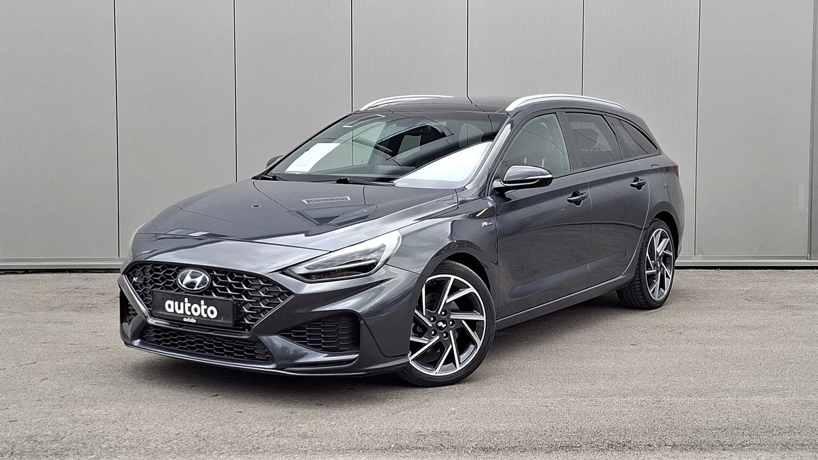 Hyundai i30 2023: fotografija 1