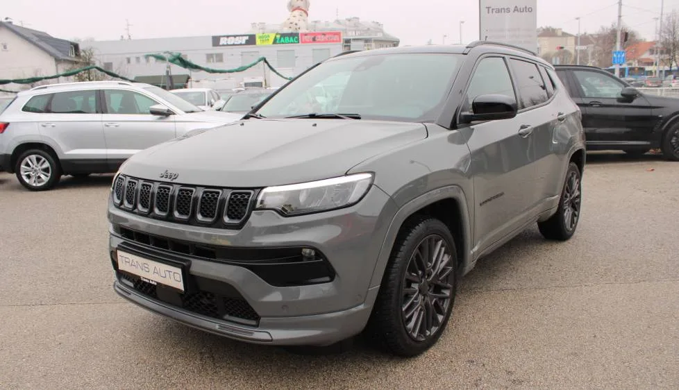 Jeep Compass 2022: fotografija 1