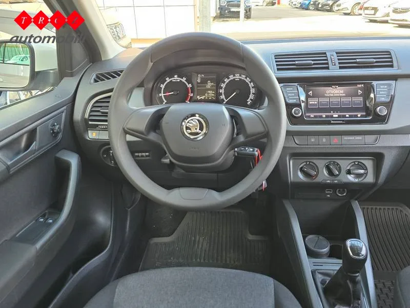 Škoda Fabia 2021 – fotografija 9